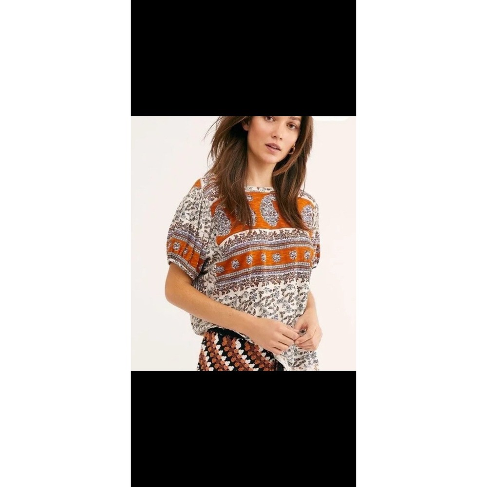 Free People High-Low Paisley-Print T-Shirt Ivory size medium